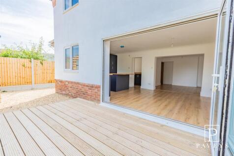 OUTSIDE REAR