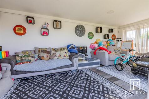 GARDEN ROOM/ANNEXE/LIVING AREA