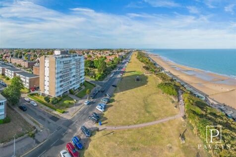 FRINTON&#39;S SEAFRONT