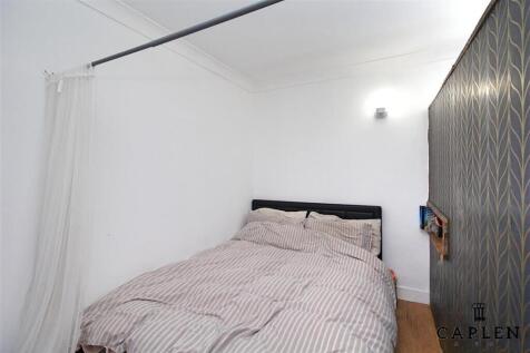 Bedroom.jpeg.jpg