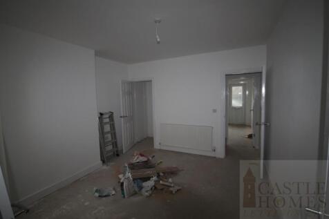 Middle reception room