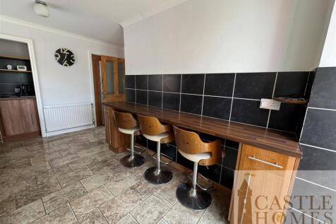Kitchen 3.jpg