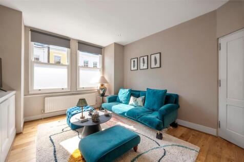 LIVING ROOM 2.jpeg
