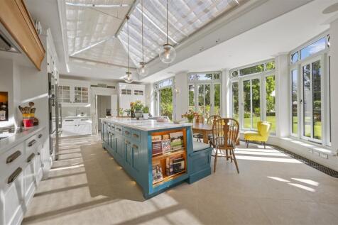 2 Windmill Road,8 (1).jpg