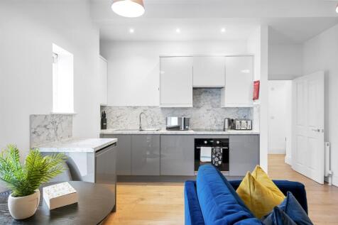FLAT 3,6.jpg