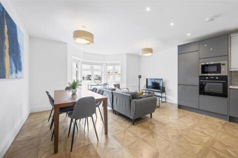 FLAT 1,4.jpg