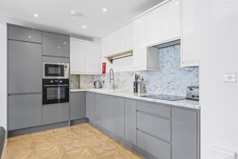 FLAT 1,5.jpg
