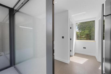 56 Cottenham Drive,16.jpg