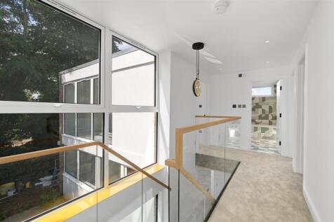 56 Cottenham Drive,17.jpg