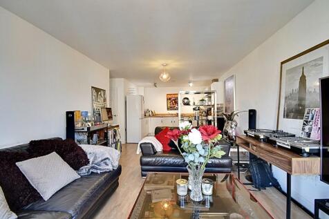 Lounge 2