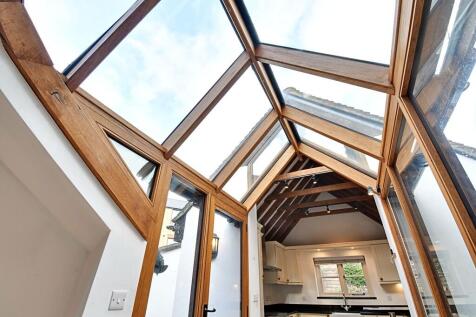 Atrium 1