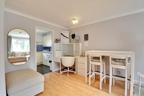 Lounge 3