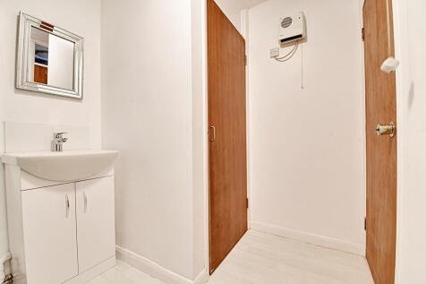 Shower Room 2