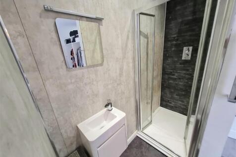 Open Plan Shower Room