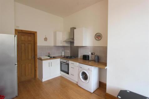 Living Room/Kitchen