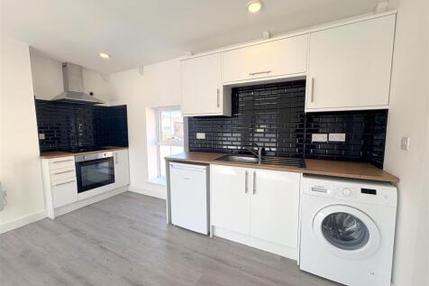 Living Room/Kitchen