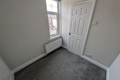 Bedroom 3/Dressing Room