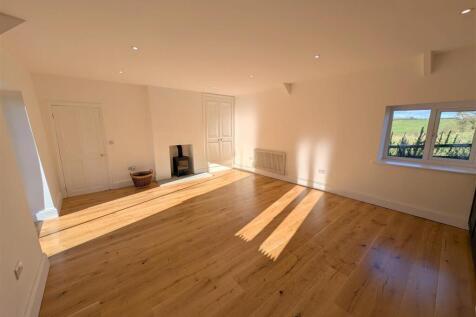 Lounge/Kitchen