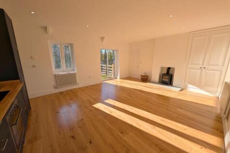 Lounge/Kitchen