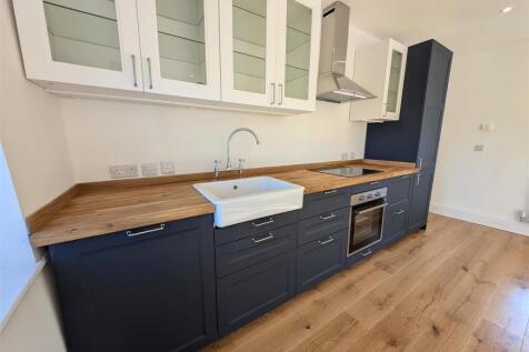 Lounge/Kitchen