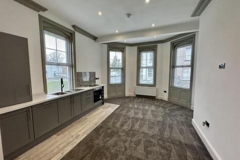 Lounge/Kitchen