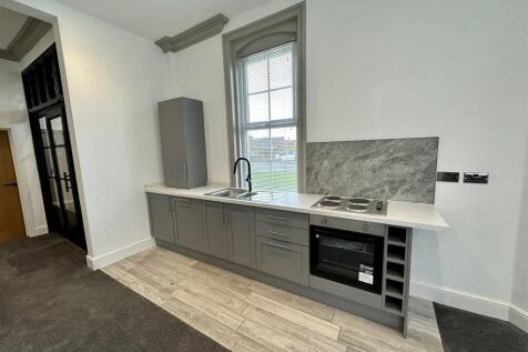 Lounge/Kitchen