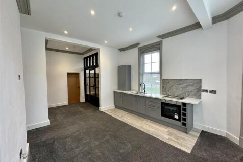 Lounge/Kitchen