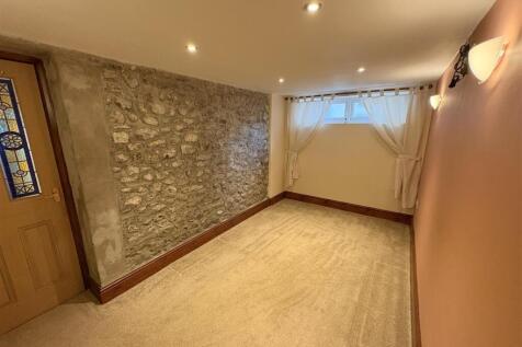 Bedroom 3/Dining Room