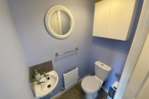 Cloakroom/WC