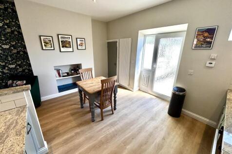 Kitchen/Dining