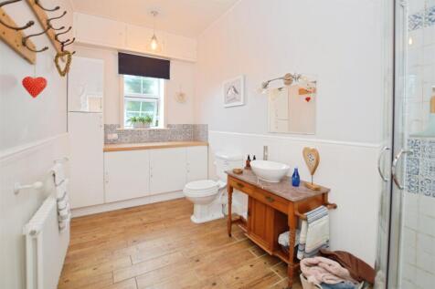 Shower Room/Utility
