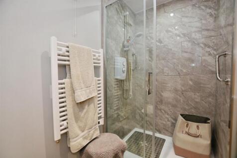 Annex Shower Room