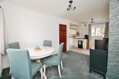Dining/Sitting Room