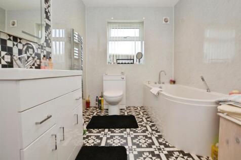 Annex Bathroom
