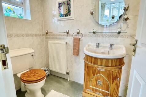 Ensuite Shower Room