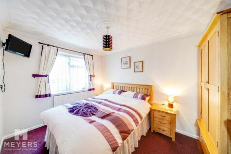 Ground Floor Bedroom 4