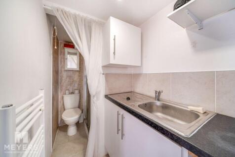 Kitchenette 