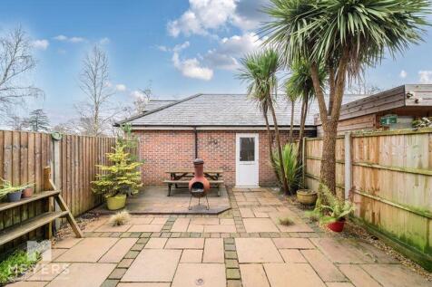 Courtyard garden