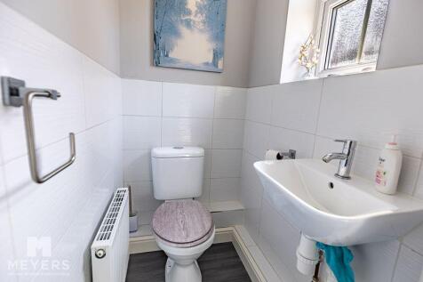Downstairs Cloakroom 