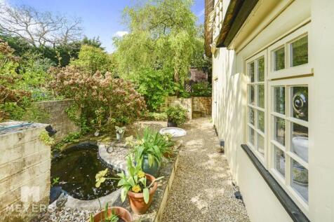 Side Garden