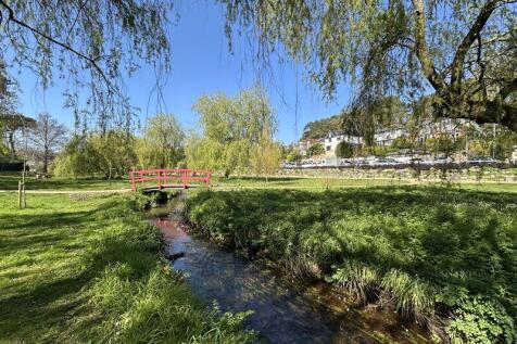 Coy Pond Gardens