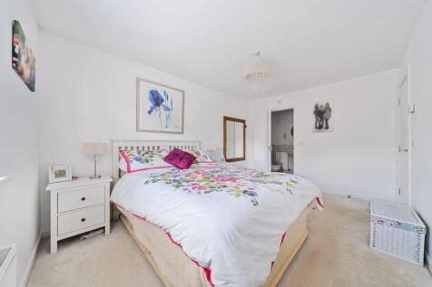 Bedroom To Ensuite