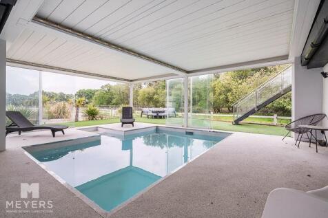 Plunge Pool