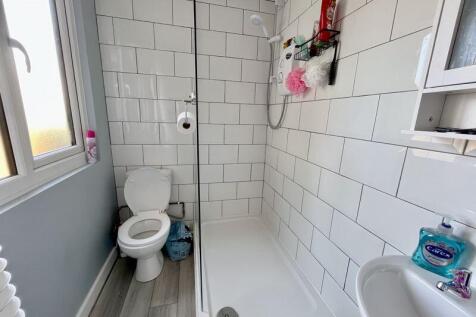Annex Bathroom 