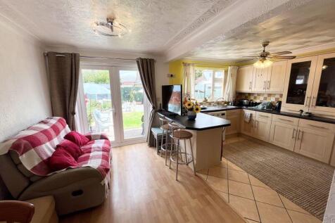 Reverse Dining Room