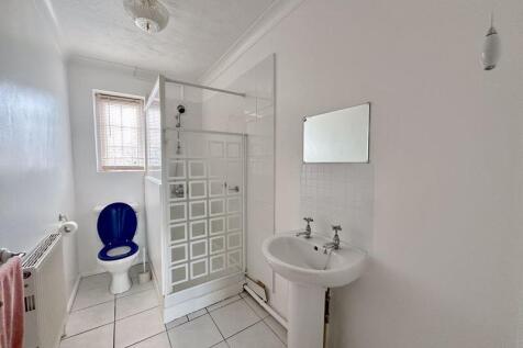 Annex Shower Room