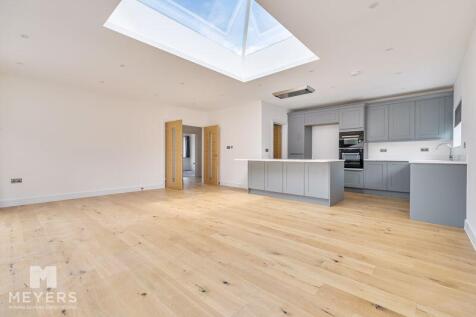 Living/Dining/Kitchen Area