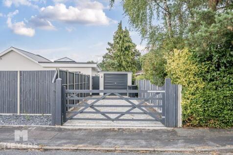 Gated Driveway 