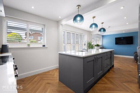 Kitchen/Diner/Living