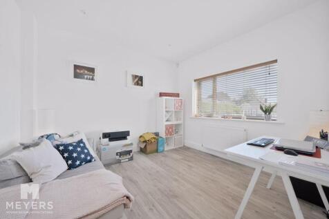 Bedroom 4/Study